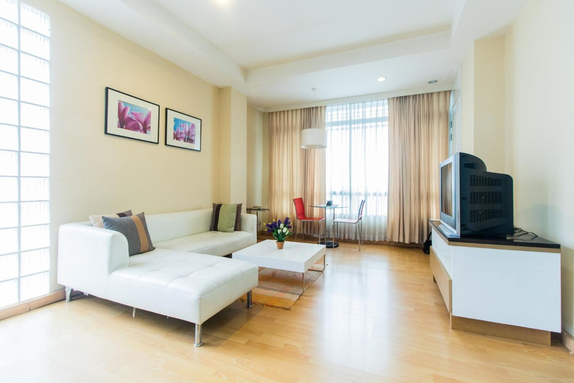 Silom Convent Garden - Sha Extra Gasthof